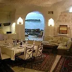 酒店 The Village Cave 4*