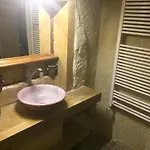 酒店 The Village Cave 格雷梅