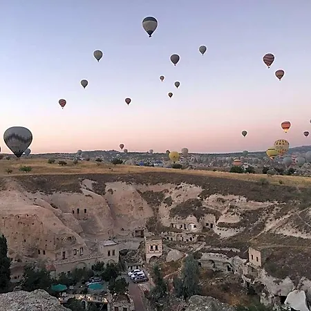 The Village Cave 4* Göreme