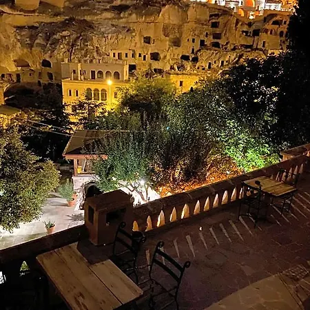 The Village Cave 4* Göreme