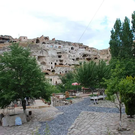 The Village Cave Szálloda