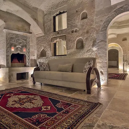 Hotel The Village Cave