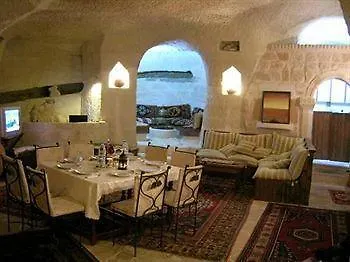 Hotel The Village Cave 4*