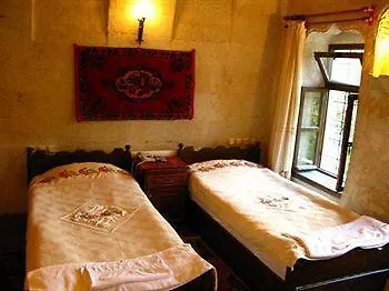 Hotel The Village Cave 4*